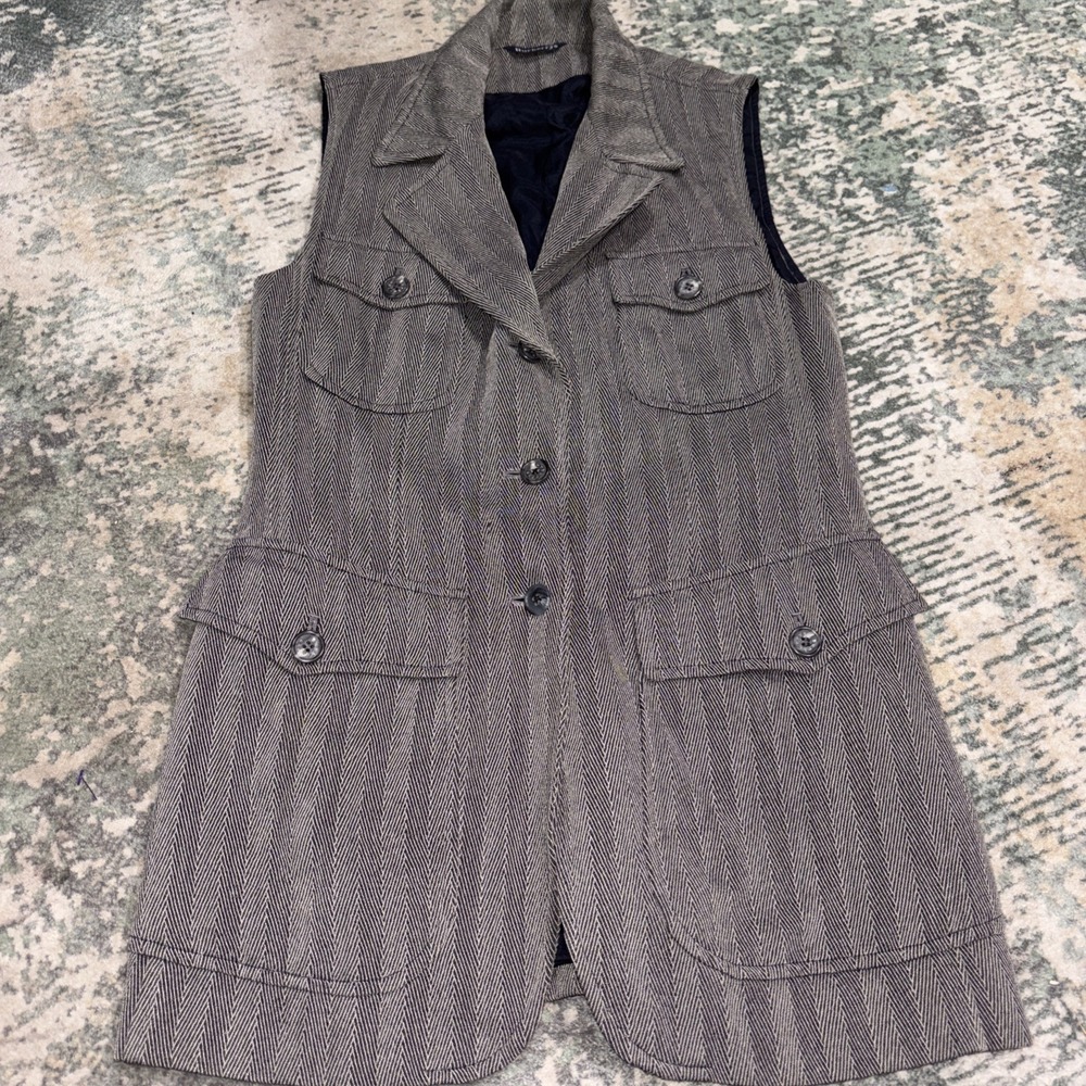 vintage women's size 8 Burberrys herringbone tweed utility vest/dress Made In US